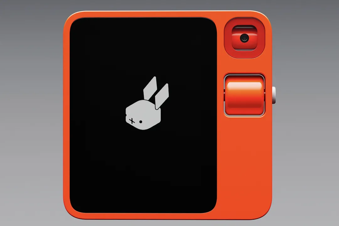 rabbit_r1_front.webp